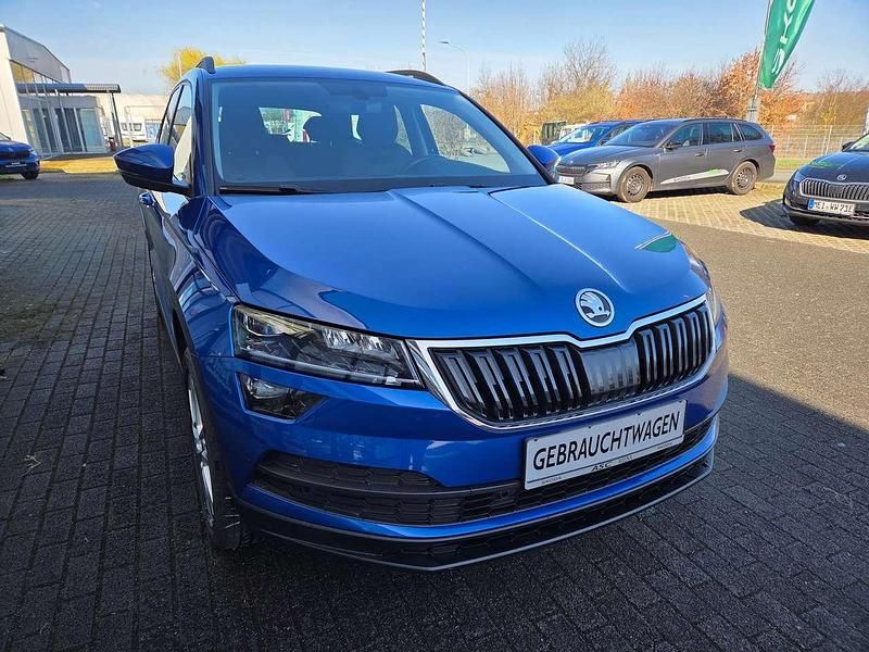 Gebraucht Skoda Karoq Style 110 PS (80 kW) 2021 Raceblau metallic (metallic) SUV