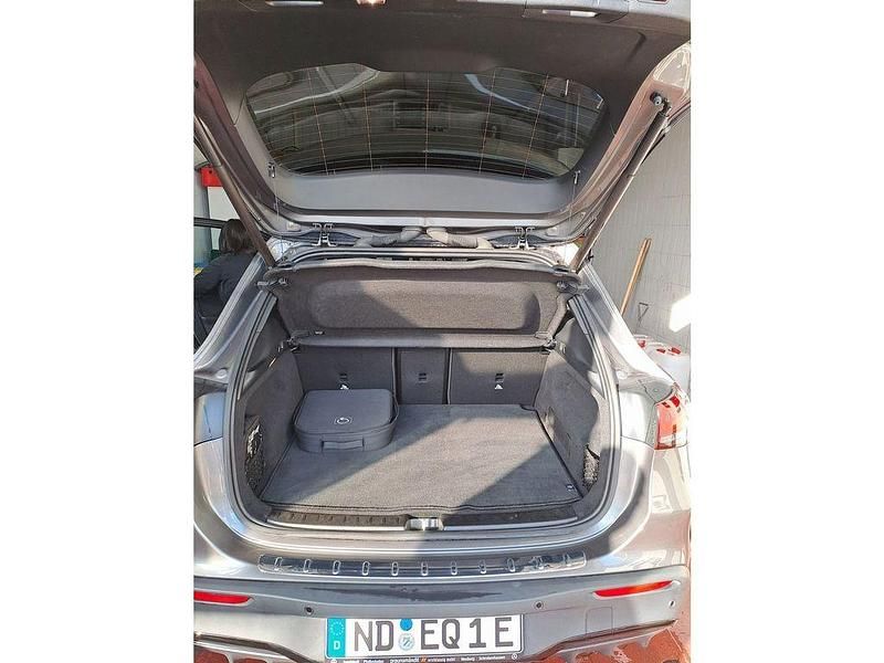 Gebraucht Mercedes EQA250+ AMG 139 kW (190 PS) 2023 Grau SUV