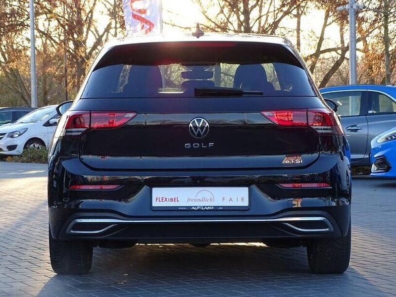 Gebraucht VW Golf VIII Active 110 PS (80 kW) 2022 Schwarz Limousine