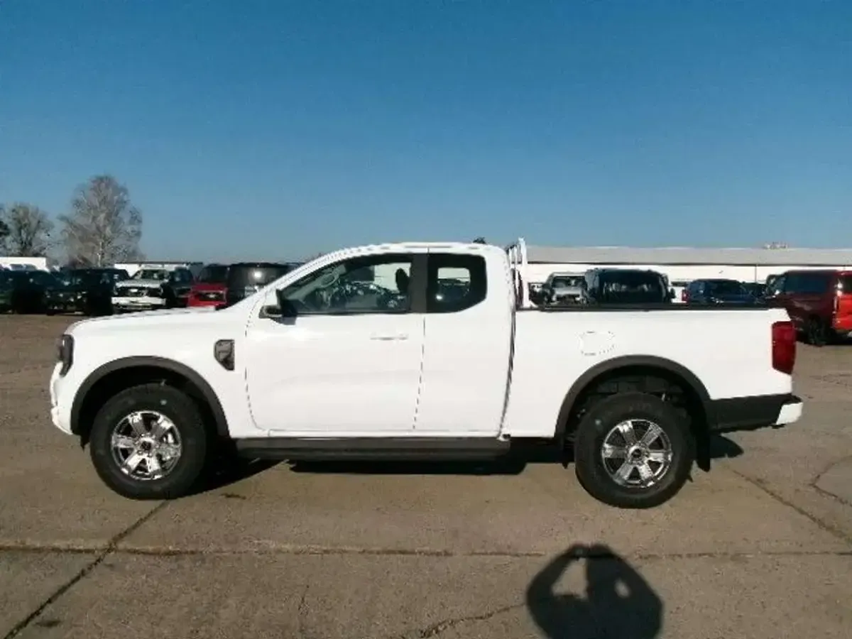 Nowe Ford Ranger XLT 170 KM (125 kW) 2026 Biały Pickup