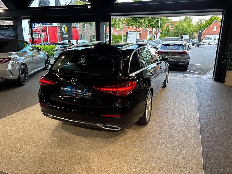 Gebraucht Mercedes 200 Avantgarde 204 PS (150 kW) 2022 Schwarz Kombi