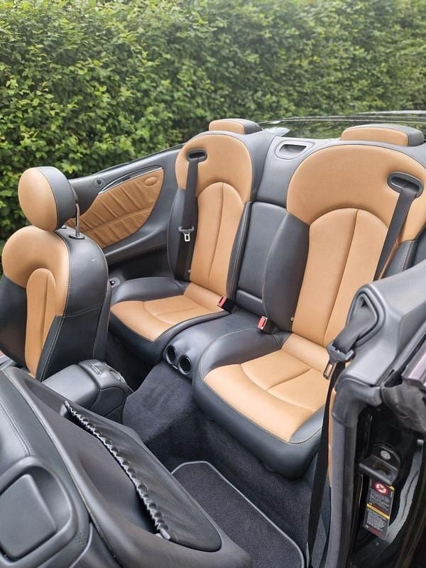 Schwarz Gebraucht 2004 Mercedes CLK320 AMG Cabrio | 13.900 € (Fairer Preis) - Bild 1/4