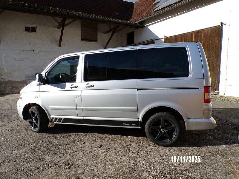 Gebraucht VW Multivan 174 PS (127 kW) 2004 Grau Van / Kleinbus