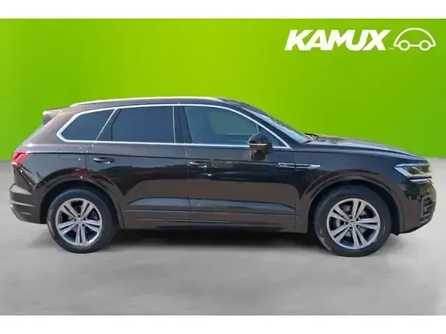 Gebraucht VW Touareg R-line Plus 231 PS (169 kW) 2022 Schwarz SUV
