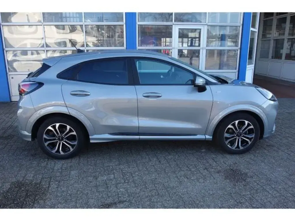 Gebraucht Ford Puma 125 PS (91 kW) 2020 Solarsilber (metallic) SUV