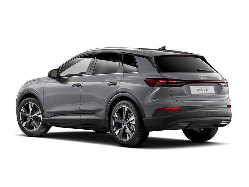 Second-hand Audi Q4 e-tron Sport 210 kW (286 CP) 2025 Gri SUV