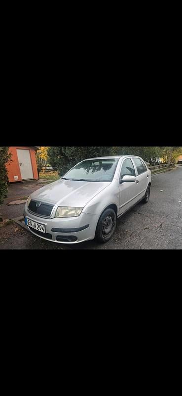 Silber Gebraucht 2006 Skoda Fabia Kleinwagen | 330 € (Superpreis) - Bild 1/3