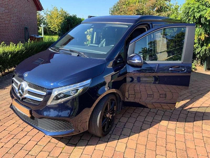 Blau Gebraucht 2020 Mercedes V300 Marco Polo Van / Kleinbus | 61.300 € (Fairer Preis) - Bild 1/4