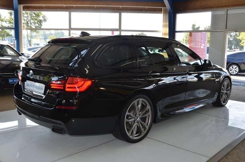 Gebraucht BMW 550 381 PS (280 kW) 2014 Schwarz Kombi