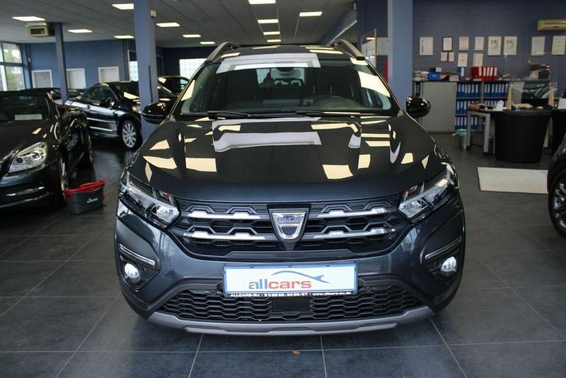 Gebraucht Dacia Jogger 110 PS (80 kW) 2022 Grau Van / Kleinbus