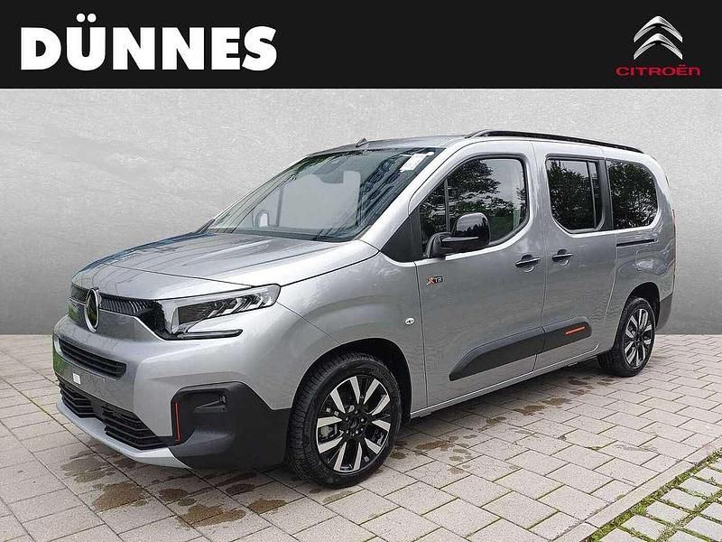 Neu Citroën Berlingo XTR 131 PS (96 kW) 2025 Stahlgrau Van / Kleinbus