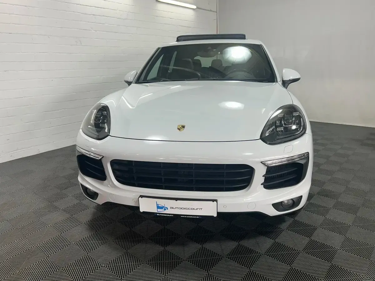Gebraucht Porsche Cayenne S 385 PS (283 kW) 2015 Carraraweißmetallic SUV