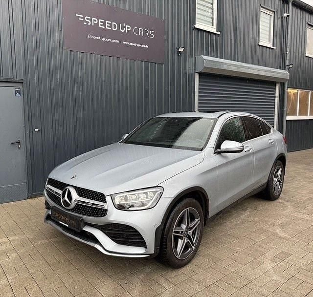 Gebraucht Mercedes GLC220 AMG 194 PS (142 kW) 2023 Silber Coupé