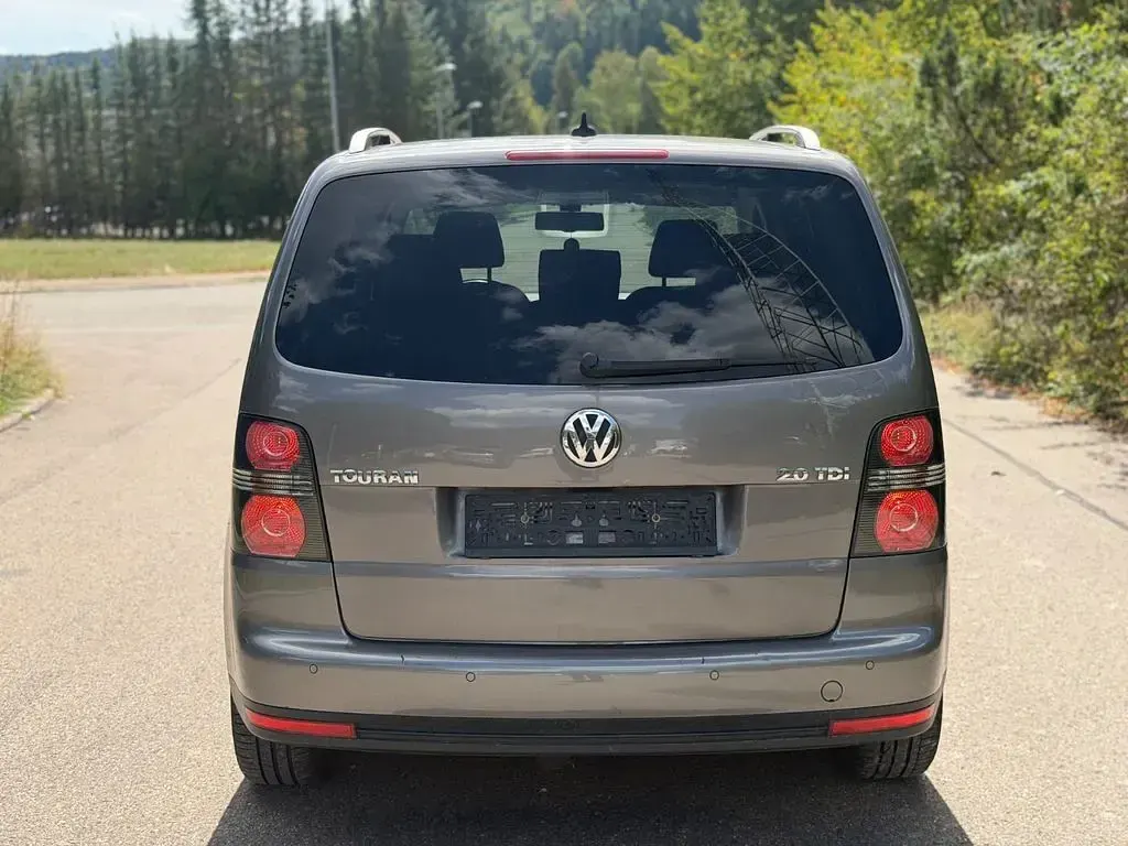 Gebraucht VW Touran Freestyle 140 PS (102 kW) 2009 Grau Van / Kleinbus