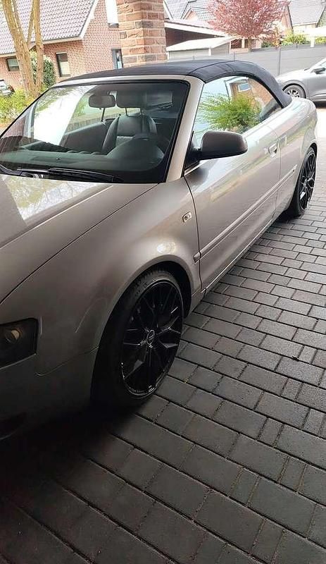 Gebraucht Audi A4 Cabriolet 163 PS (119 kW) 2006 Grau Cabrio