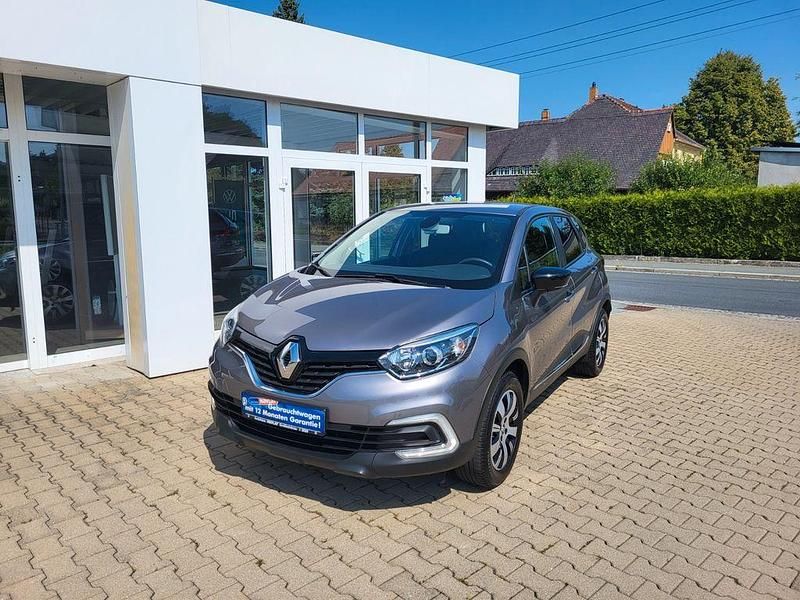 Grau Gebraucht 2019 Renault Captur LIMITED SUV | 11.990 € (Fairer Preis) - Bild 1/4