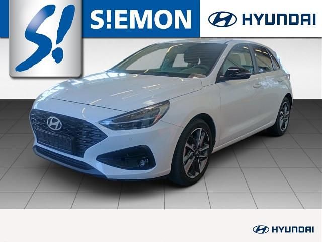 Gebraucht Hyundai i30 Advantage 101 PS (74 kW) 2025 Sol (weiss Limousine
