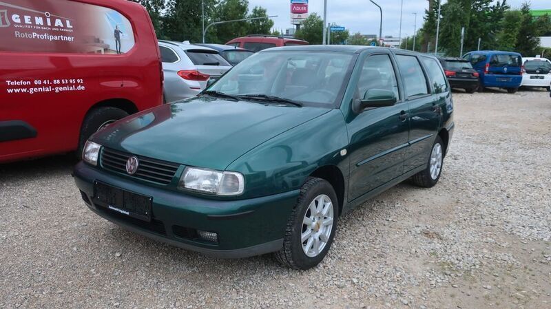 Grün Gebraucht 2001 VW Polo Kombi | 1.490 € (Teuer) - Bild 1/4