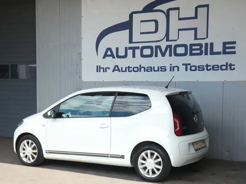 Gebraucht VW up! CLUB 60 PS (44 kW) 2016 Weiß Kleinwagen