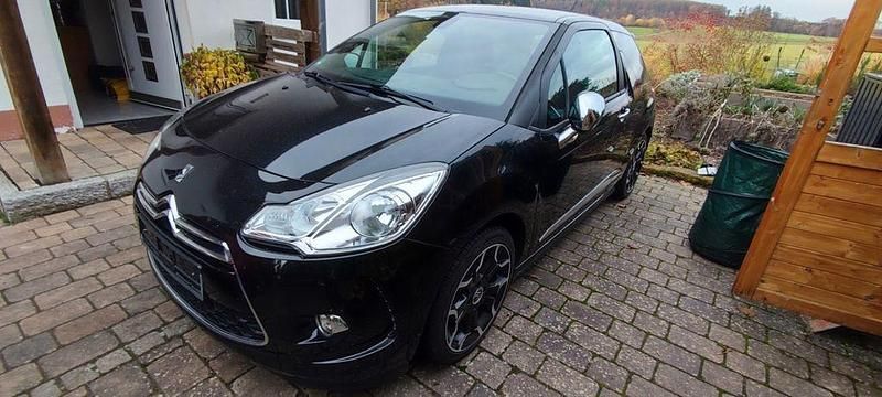 Gebraucht Citroën DS3 Sport Chic 156 PS (114 kW) 2012 Schwarz Kleinwagen