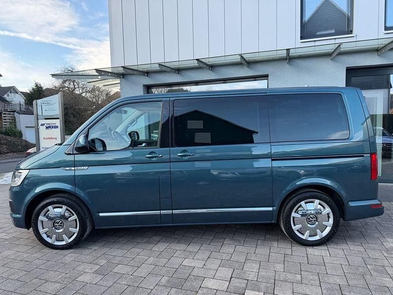 Gebraucht VW Multivan Highline 204 PS (150 kW) 2018 Grün Van
