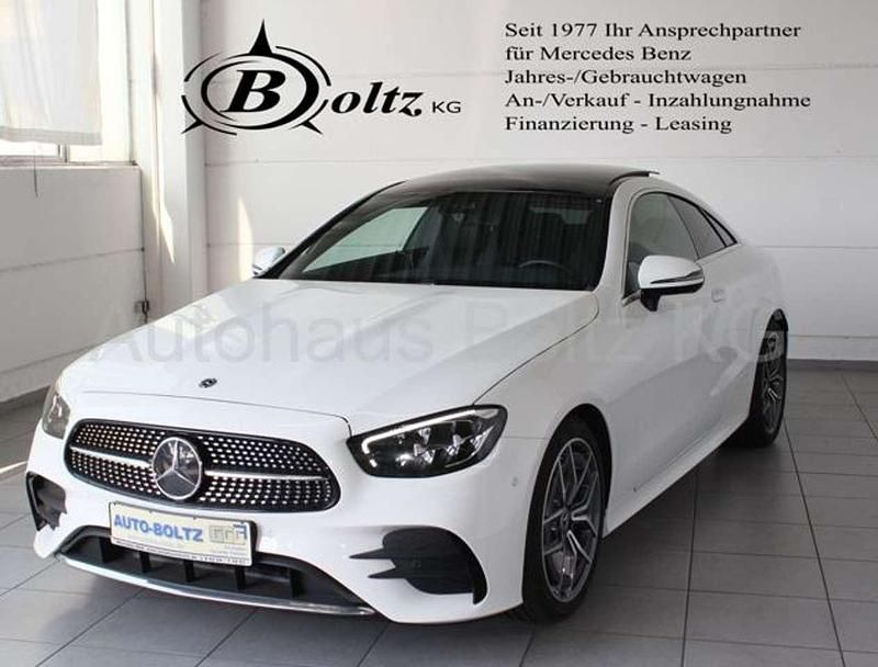 Polarweiß Gebraucht 2021 Mercedes E200 AMG line Coupé | 44.800 € (Fairer Preis) - Bild 1/4