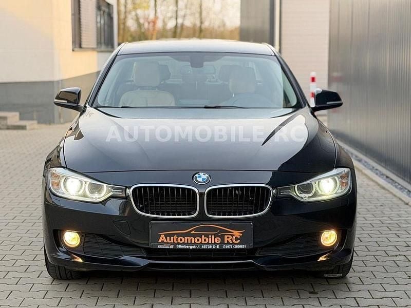 Gebraucht BMW 320 Luxury Line 184 PS (135 kW) 2012 Schwarz Limousine