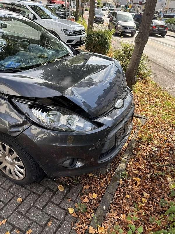 Gebraucht 2009 Ford Fiesta Trend Kleinwagen | 800 € (Superpreis) - Bild 1/4