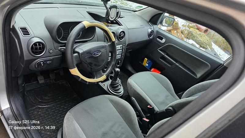 Gebraucht Ford Fusion 2004 Grau Kleinwagen