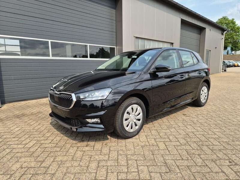 Blackmagic perleffekt Neu 2025 Skoda Fabia Selection Kleinwagen | 20.090 € (Guter Preis) - Bild 1/4