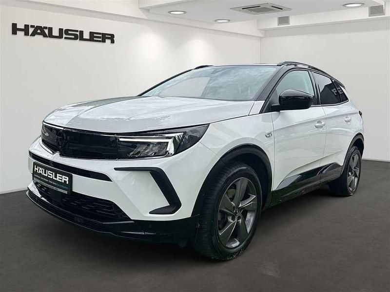 Weiß Gebraucht 2022 Opel Grandland X GS Line SUV | 23.890 € (Fairer Preis) - Bild 1/4