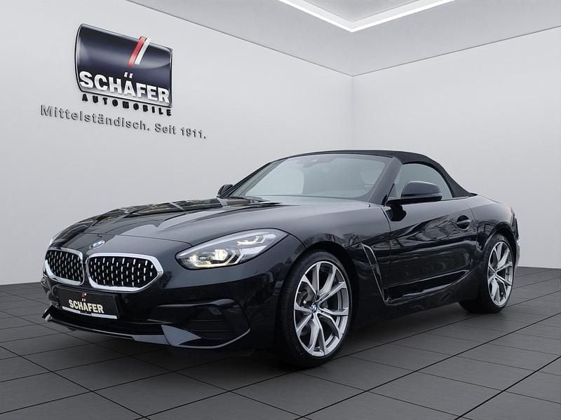 Gebraucht BMW Z4 Sport Line 197 PS (144 kW) 2022 Schwarz Cabrio