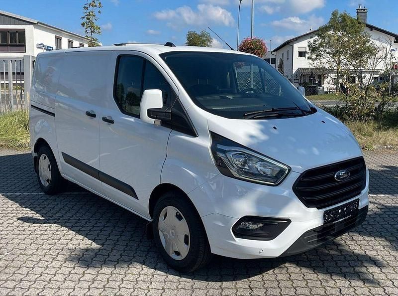 Weiß Gebraucht 2021 Ford Transit Custom Van / Kleinbus | 15.480 € (Guter Preis) - Bild 1/4