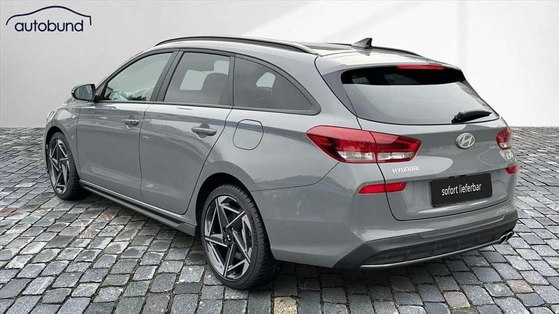 Neu Hyundai i30 N Line 140 PS (102 kW) 2025 Grau / shadowgray Kombi