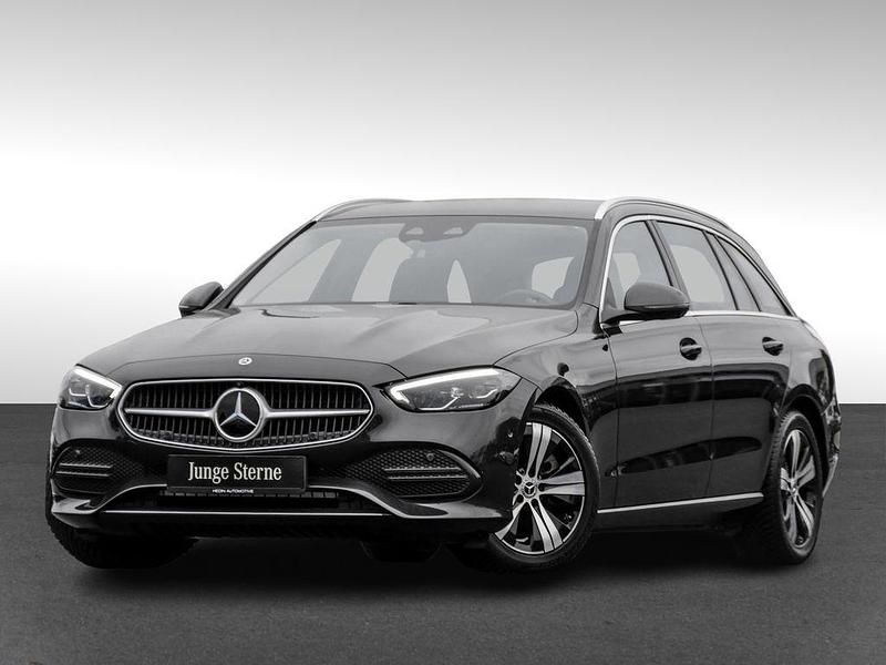 Gebraucht Mercedes C300 Avantgarde 258 PS (189 kW) 2022 Szary Kombi