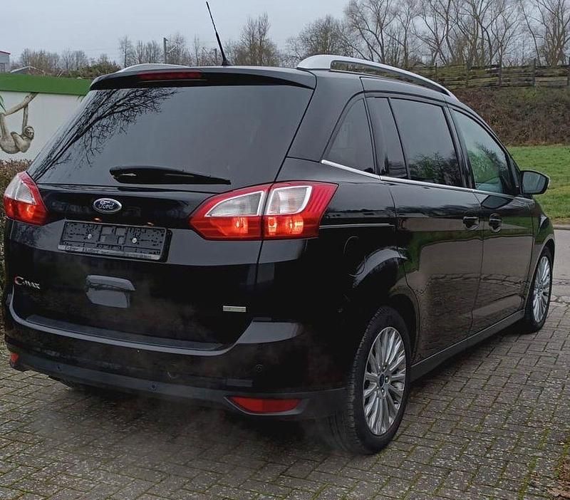 Gebraucht Ford Grand C-Max Titanium 125 PS (91 kW) 2015 Schwarz Van / Kleinbus