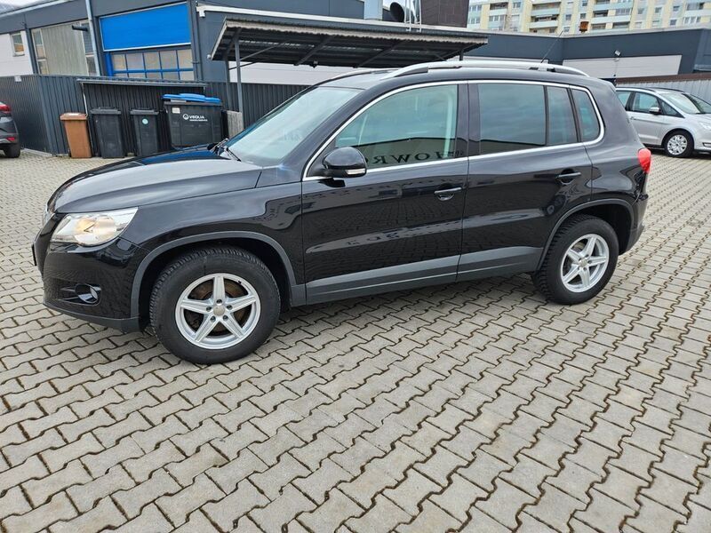 Schwarz Gebraucht 2009 VW Tiguan Sportline SUV | 5.190 € (Superpreis) - Bild 1/4