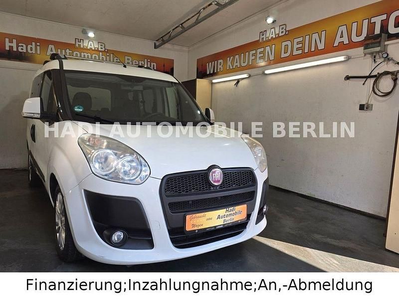 Gebraucht Fiat Doblò Dynamic 95 PS (69 kW) 2010 Weiß Van / Kleinbus