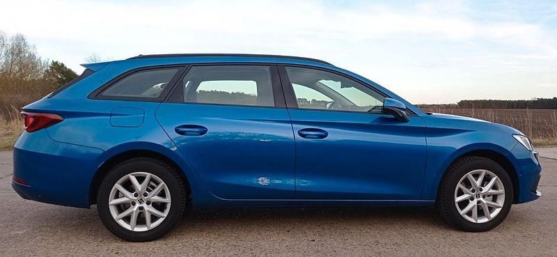 Usado Seat Leon ST 116 HP (85 kW) 2026 Azul Carrinha