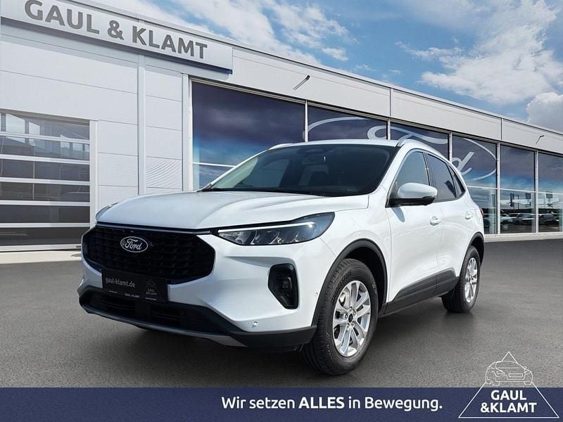 Gebraucht Ford Kuga Titanium 179 PS (131 kW) 2024 Frostweiß SUV
