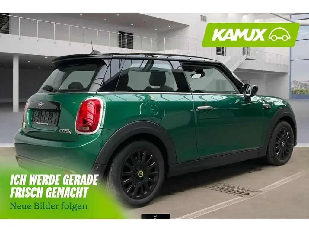 Gebraucht Mini Cooper SE Classic 135 kW (184 PS) 2023 Grün Kleinwagen