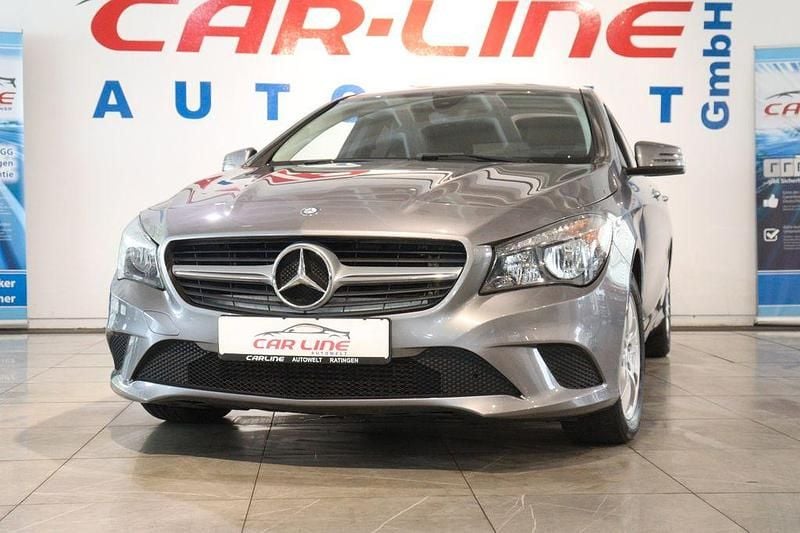 Other Gebraucht 2015 Mercedes CLA200 Shooting Brake Kombi | 13.888 € (Guter Preis) - Bild 1/4