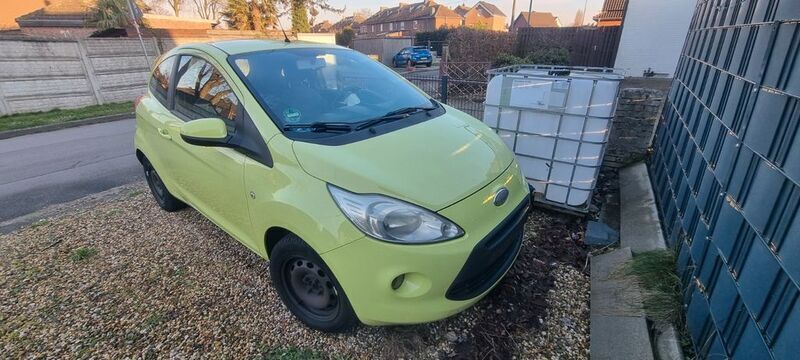 Grün Gebraucht 2009 Ford Ka Kleinwagen | 2.199 € (Guter Preis) - Bild 1/4