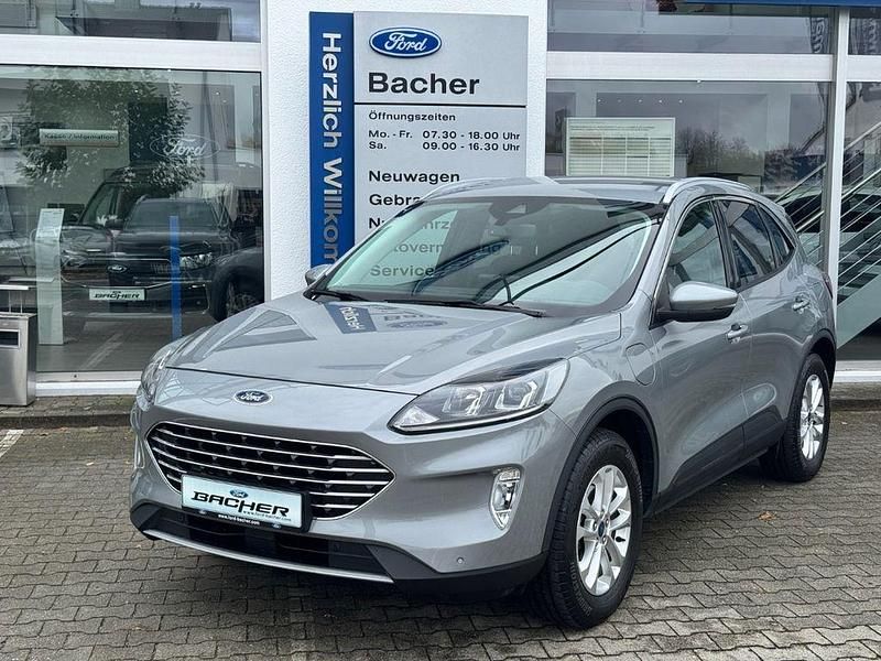 Silber Gebraucht 2022 Ford Kuga Titanium SUV | 21.900 € (Superpreis) - Bild 1/4
