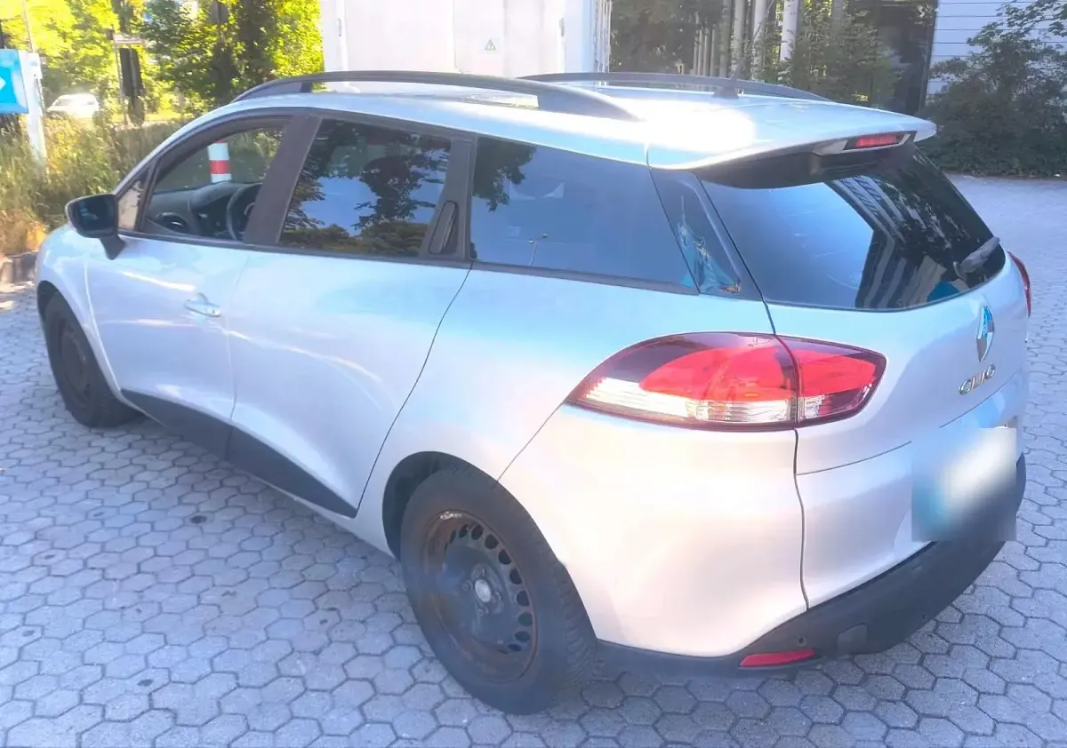 Gebraucht Renault Clio 75 PS (55 kW) 2016 Silber Kombi