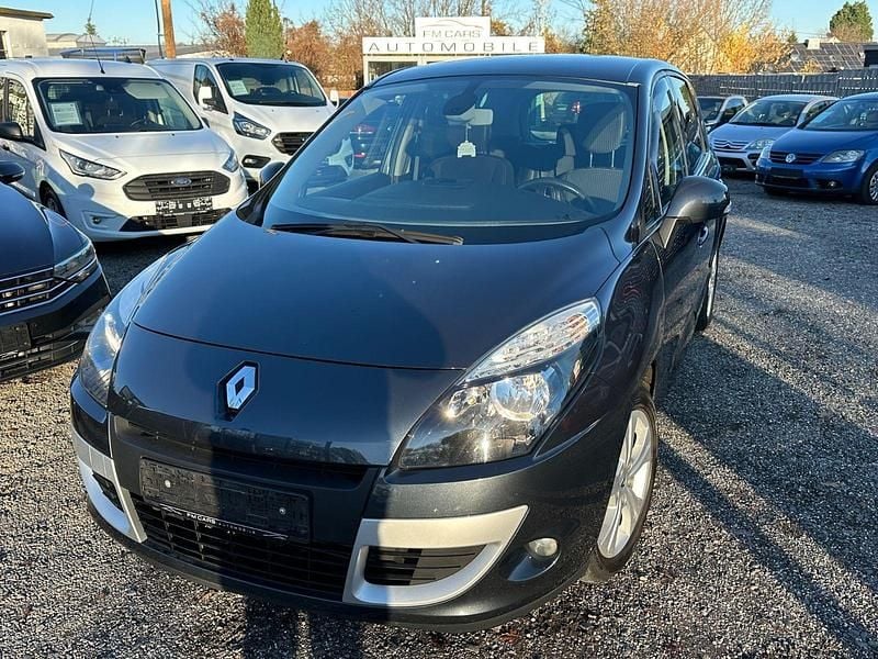 Grau Gebraucht 2011 Renault Scénic Dynamique Van / Kleinbus | 3.990 € (Guter Preis) - Bild 1/4