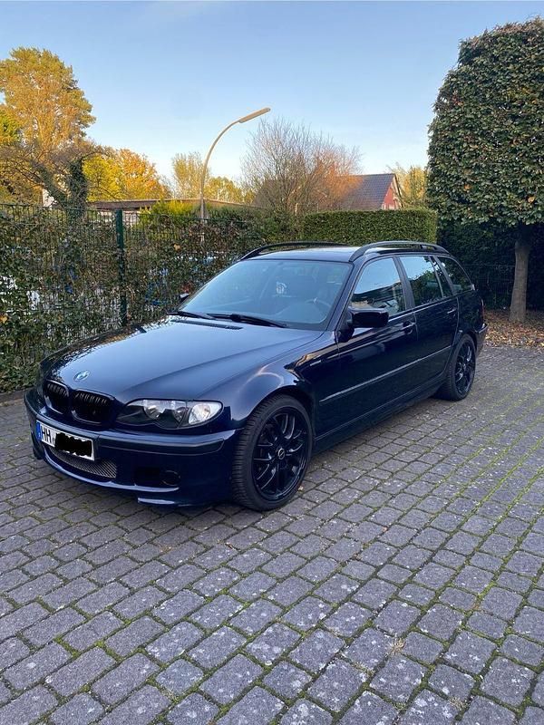 Blau Gebraucht 2005 BMW 320 Kombi | 2.500 € (Fairer Preis) - Bild 1/4