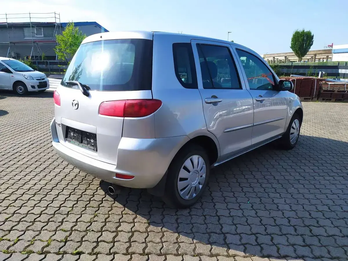 Gebraucht Mazda 2 Exclusive 80 PS (58 kW) 2005 Grau Kleinwagen