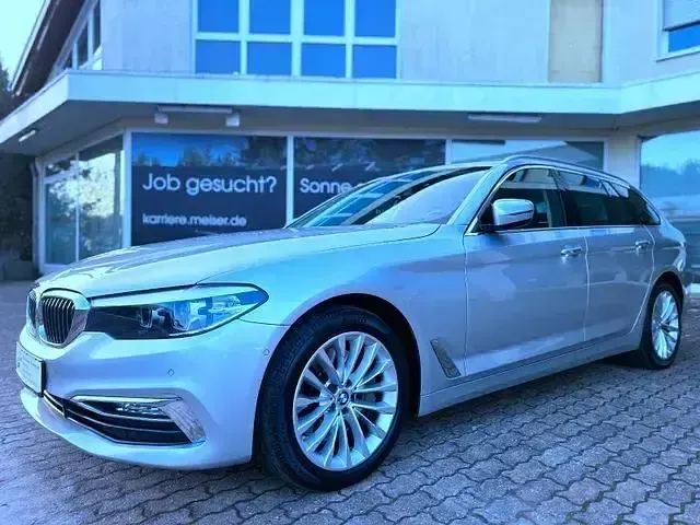 Gebraucht BMW 540 Luxury Line 340 PS (250 kW) 2017 Silber Kombi