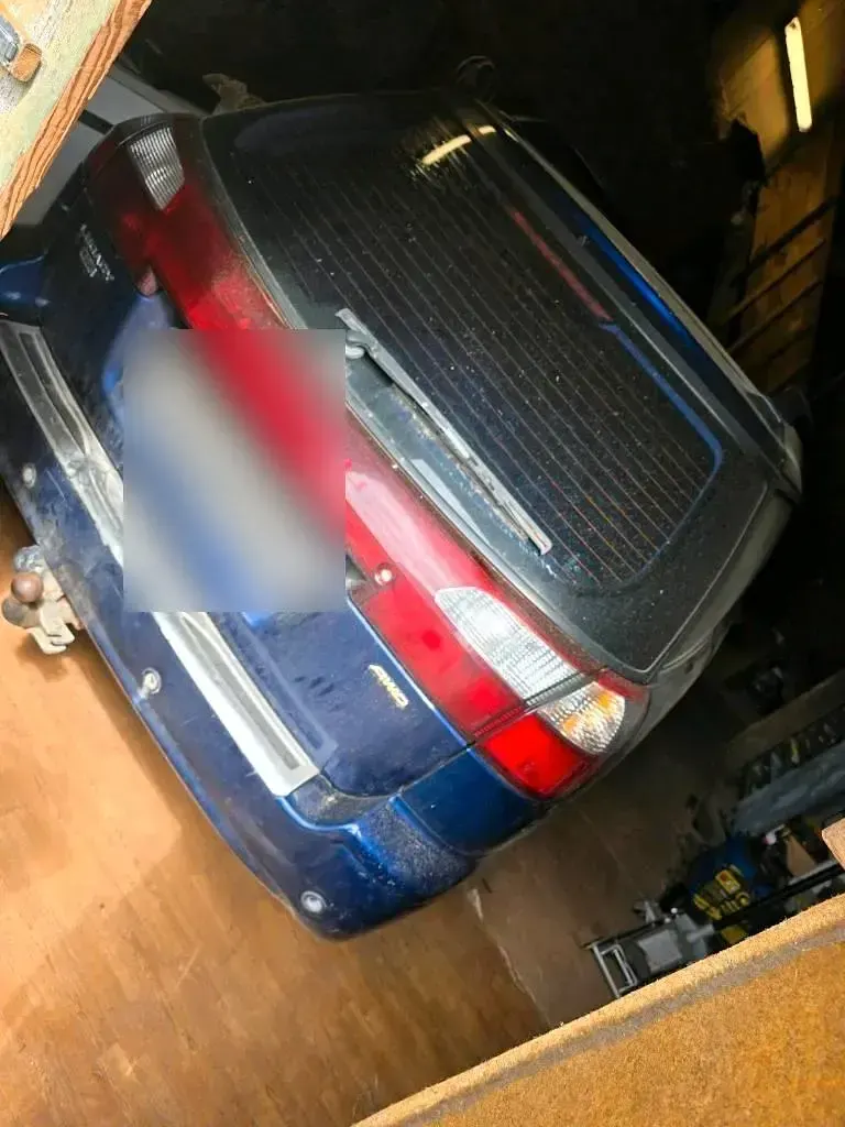 Gebraucht Subaru Legacy 156 PS (114 kW) 2000 Blau Kombi